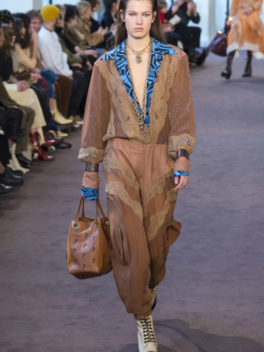 $1490 Chloe FW 2018 Blue Geometric Silk Blouse Top size 4/36